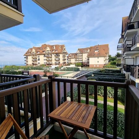 Studio In Front Of Marcel Proust Promenade Cabourg Bagian luar foto