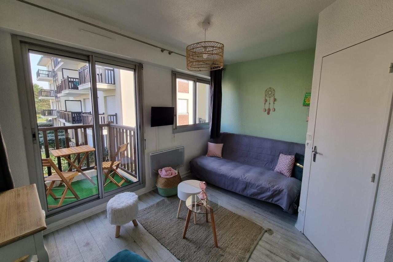 Studio In Front Of Marcel Proust Promenade Cabourg Bagian luar foto